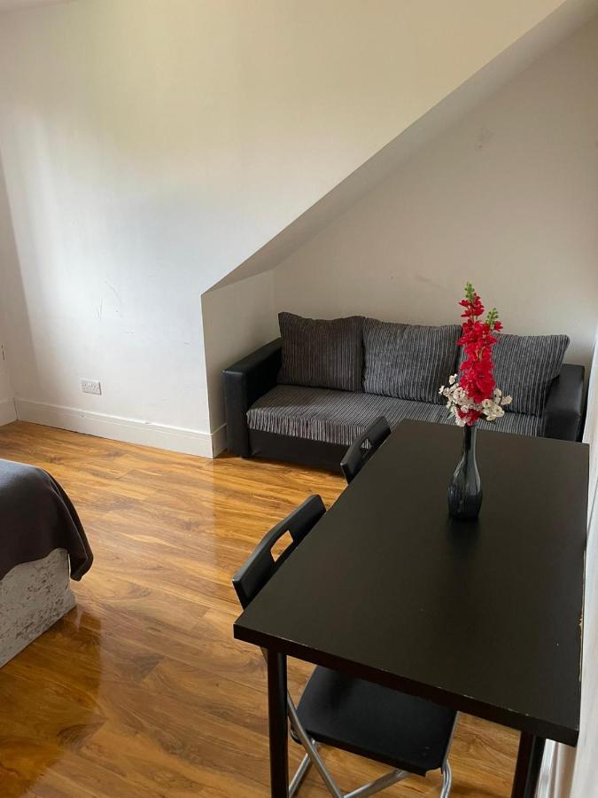 לונדון Sw16 Norbury Guesthouse מראה חיצוני תמונה